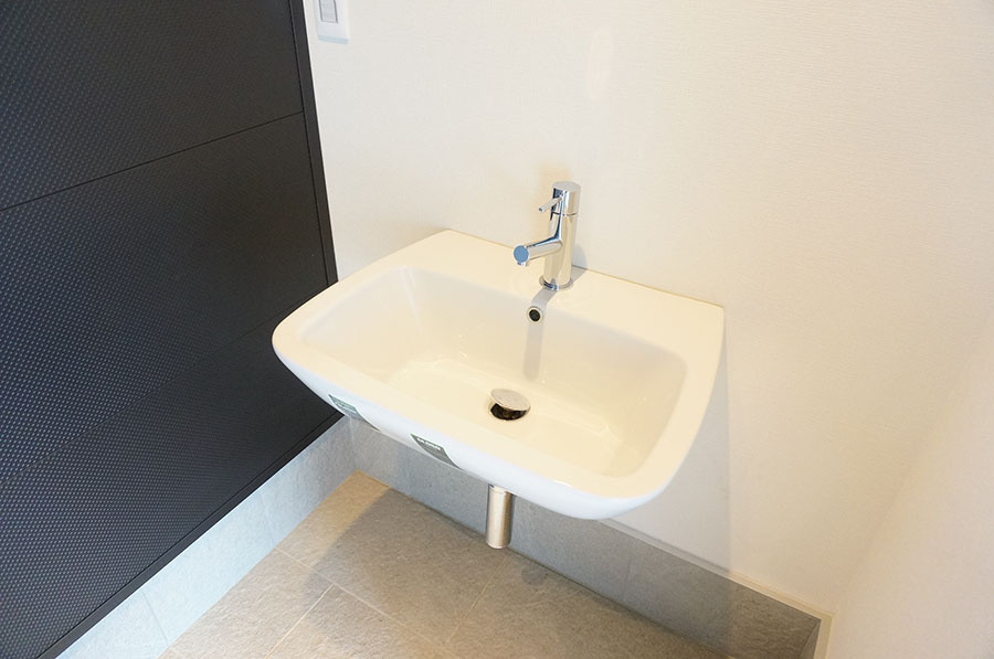 【ガレージハウス】inCELL木更津 THE Luxuryの洗面所