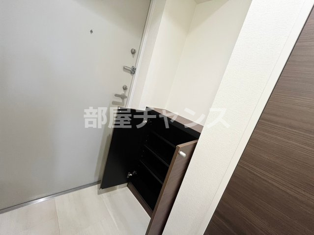 ArtizA上前津の玄関