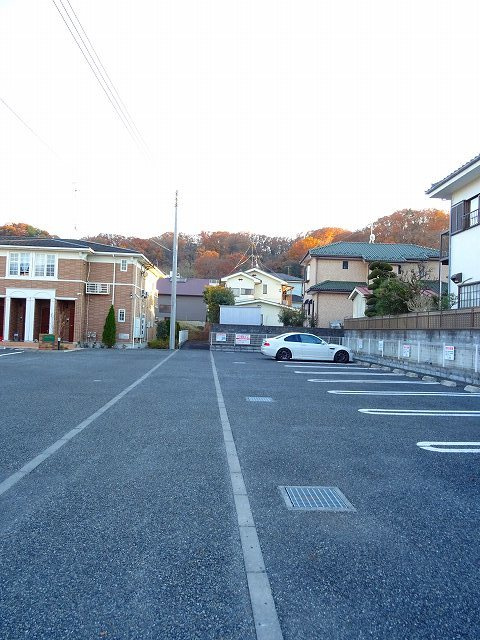 サウスセブンⅠの駐車場