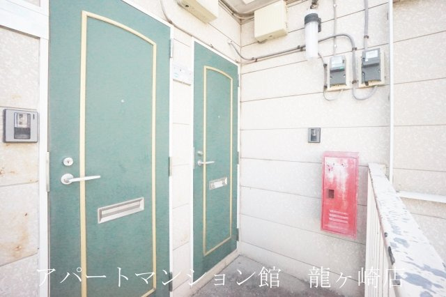 ビタエターナルの玄関