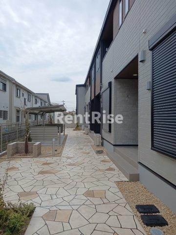 一宮市奥町字郷浦のアパートのロビー