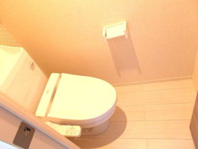 【トイレ】 | グランツ本郷台 | 温水洗浄暖房便座付トイレ