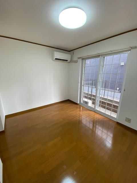 ペルルラヴィの駐車場