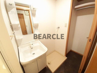 【洗面所】 | リフティ西塩小路 | コンパクトで使いやすい洗面所