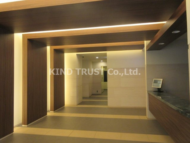 エステムプラザ梅田のエントランス|エントランスです