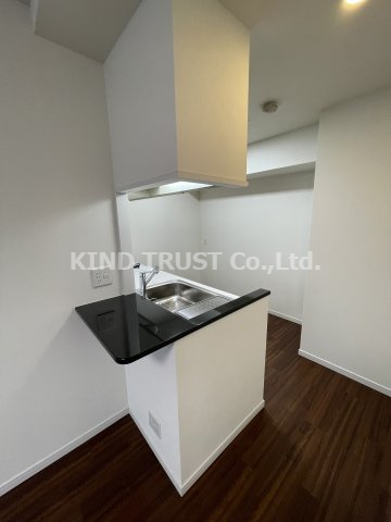 エステムプラザ梅田のキッチン|お料理しやすいキッチンです