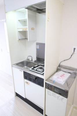 1口ガスコンロ付キッチン※冷蔵庫は設備ではありません