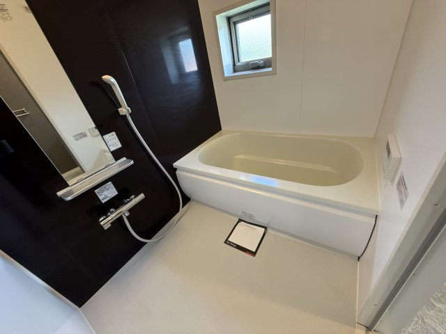 ヴィラ ラタウィの浴室