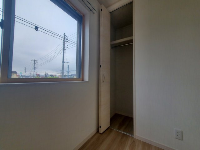 【収納】 | 越谷市下間久里戸建て | 便利な収納スペースです