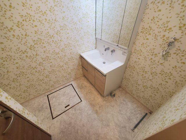 【洗面所】 | 越谷市下間久里戸建て | コンパクトで使いやすい洗面所