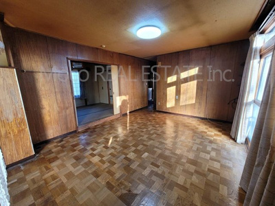 【居間・リビング】 | 北見市美山町中古住宅