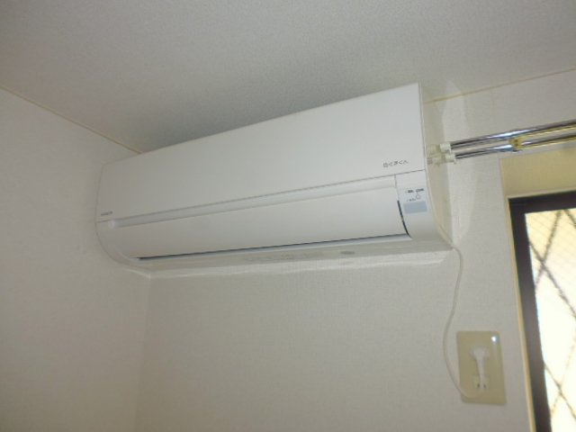 ヴィラ・エバーグリーンの設備|エアコン