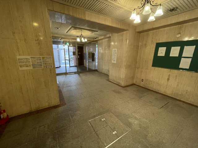 Belong千林のロビー