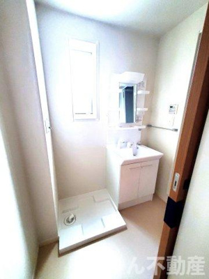 【独立洗面台】 | ヒーローズ八万 | 使いやすい独立洗面台です