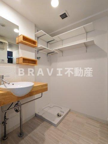 グランプラス谷町 BRAVI不動産の洗面所