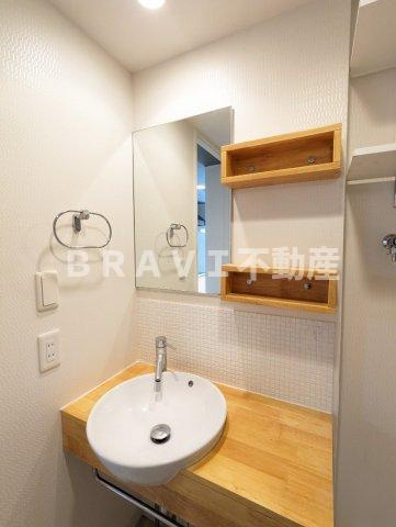 グランプラス谷町 BRAVI不動産の独立洗面台