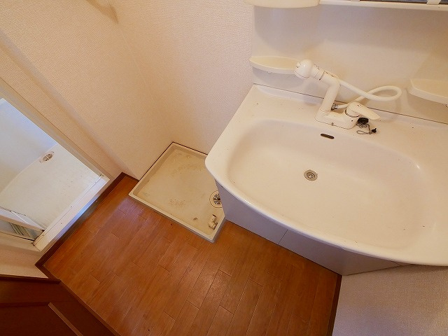 クレールＮの洗面所|スペースが確保できる洗面所です