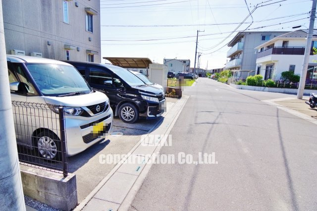 サッビアの駐車場