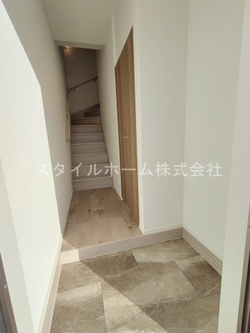 【玄関】 | ヴィルクレア豊橋花田 | イメージ写真です。