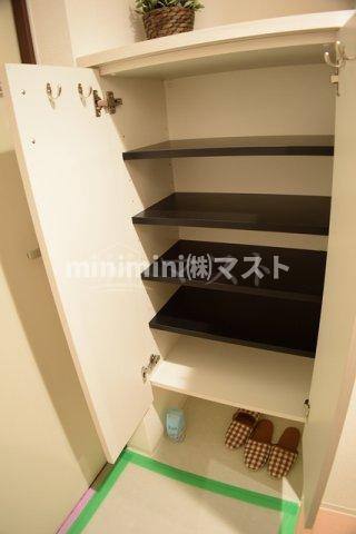 大阪市西区立売堀１丁目の賃貸マンションの収納