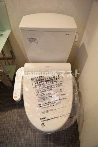 大阪市西区立売堀１丁目の賃貸マンションのトイレ