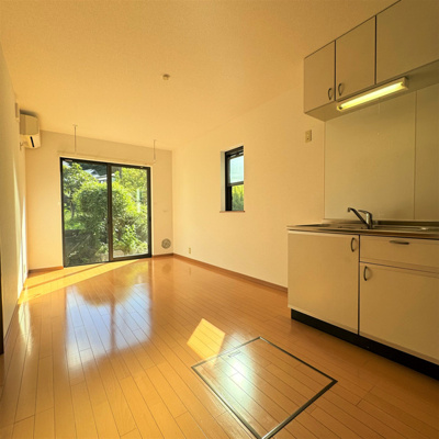 【居間・リビング】 | 梅澤ハイツ