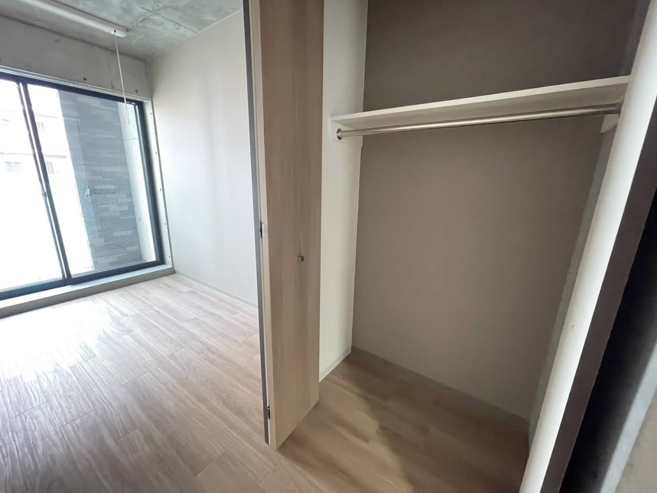 サラソーニョ御所西の収納