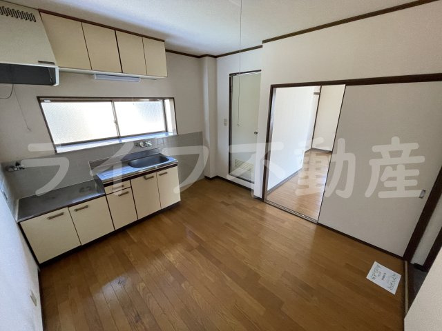 ハイツ松風の居間・リビング|使いやすいリビングです