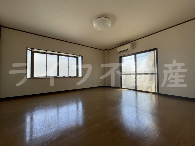 ハイツ松風の洋室|個人の部屋や寝室として使える洋室です