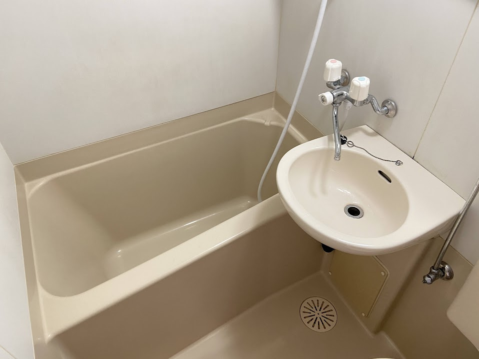 メゾンド洛花の浴室