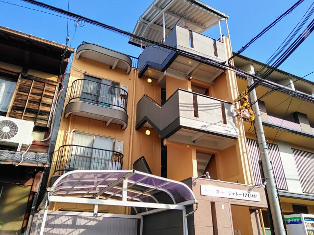 シャトー泉の外観