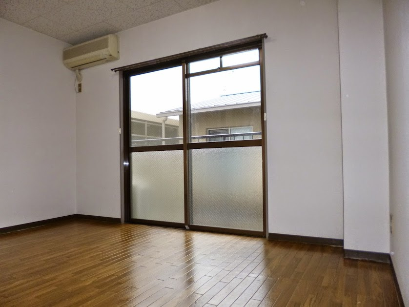 ユニオン室町の洋室