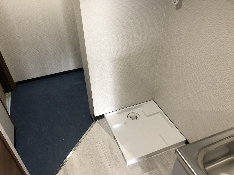 ARTISTA御所西ドゥーエの設備|洗濯機置場