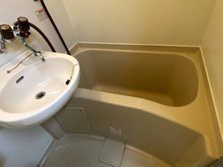 ハーフタイム21の浴室