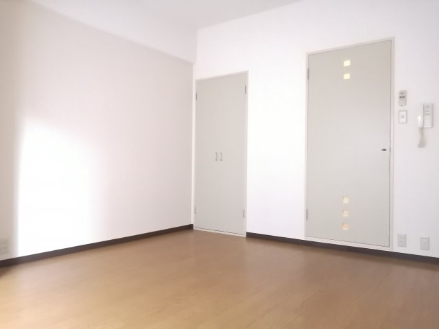 ハウスセゾン鞍馬口の居間・リビング