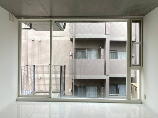 サンタ・アガータの洋室