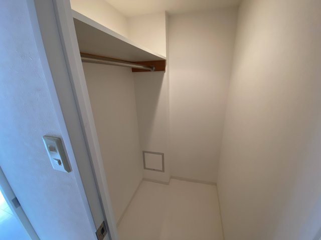 サンタ・アガータの収納|ＷＩＣ