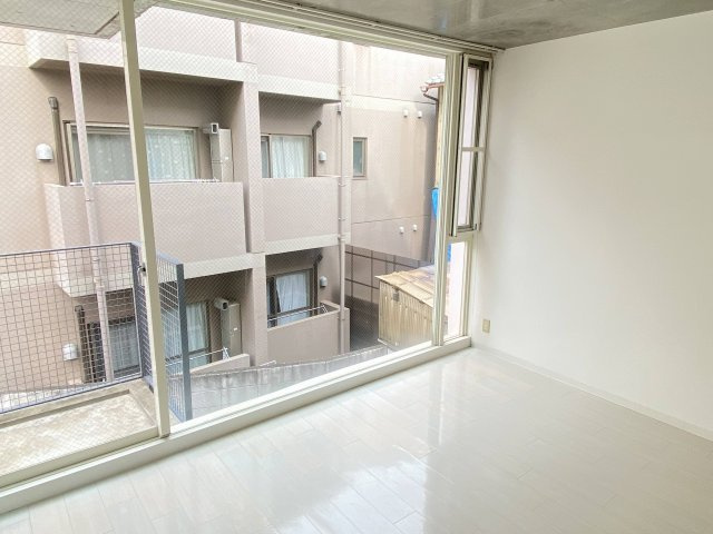 サンタ・アガータの洋室