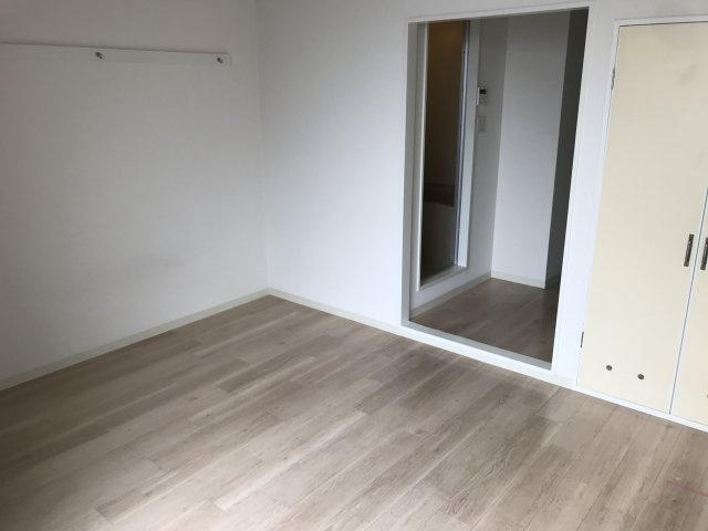 第35長栄クリーンハイツ山黄の居間・リビング