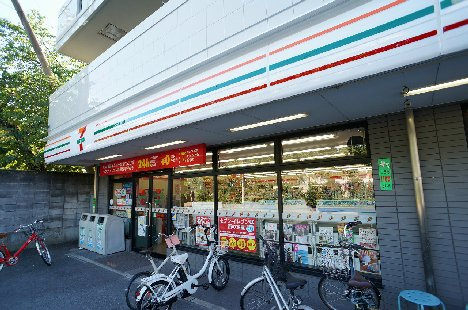 アメリ御所西の周辺