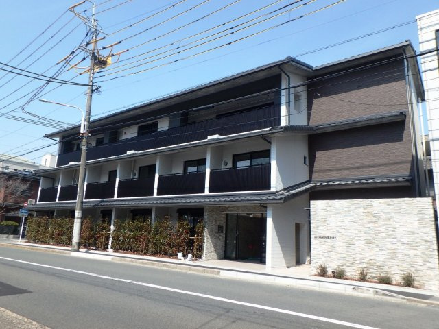 サンカノン御所室町の外観