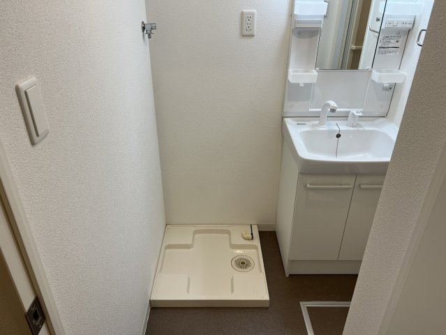 サンカノン御所室町の設備|洗濯機置場