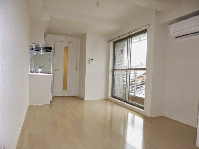 サンカノン御所西の居間・リビング