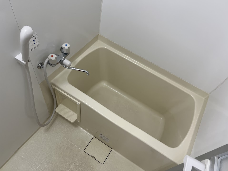 ブライトハウスの浴室