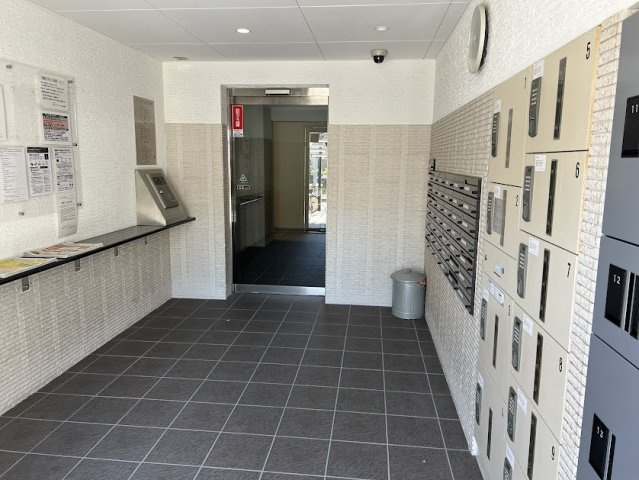 プランドールSHINWAのエントランス