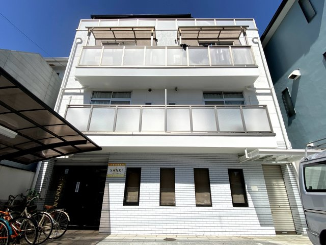 ハウスミツミの外観