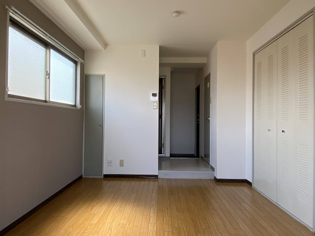 シティーアスカの洋室