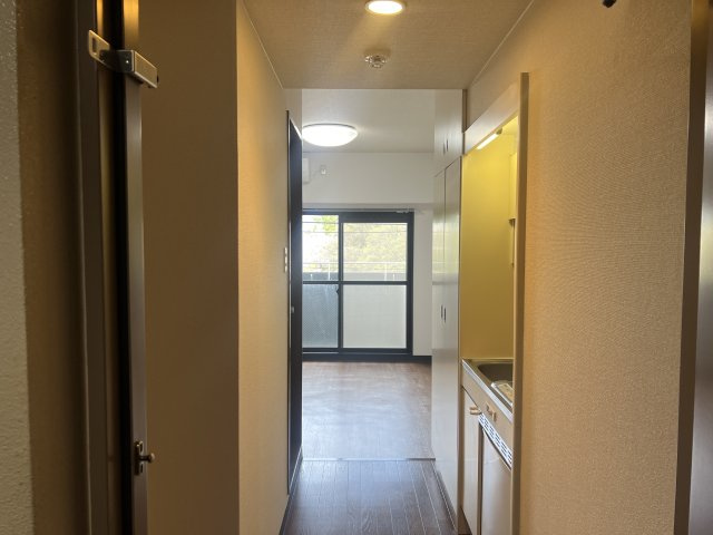 シリウス星の子の内装