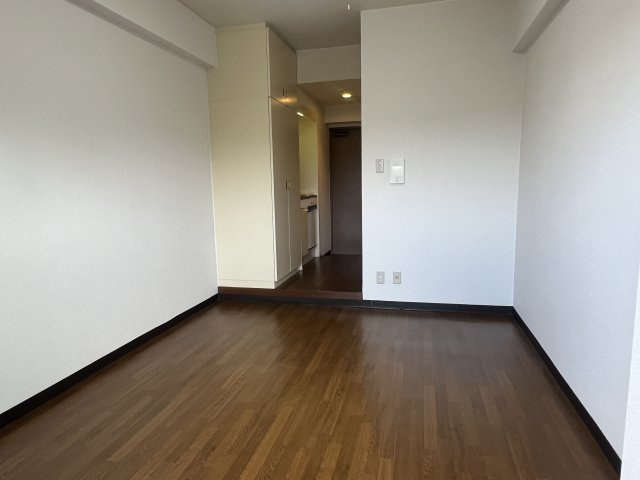 シリウス星の子の洋室