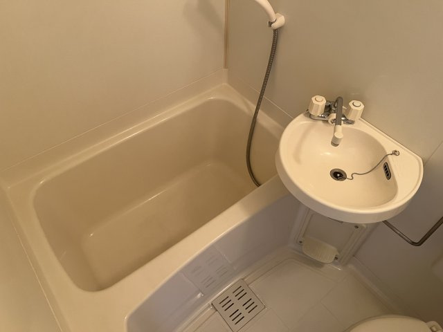 シリウス星の子の浴室